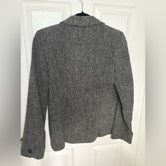 MaxMara Tweed Virgin Wool Blazer | Italian Luxury | Size 6 - Picture 6 of 13